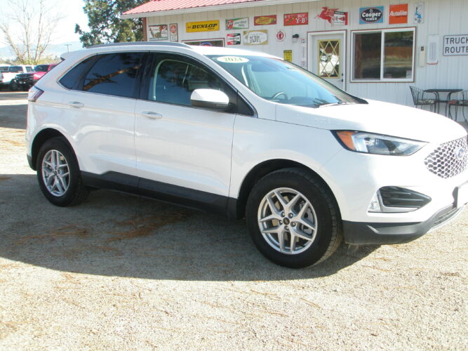2024 Ford Edge SEL photo 4